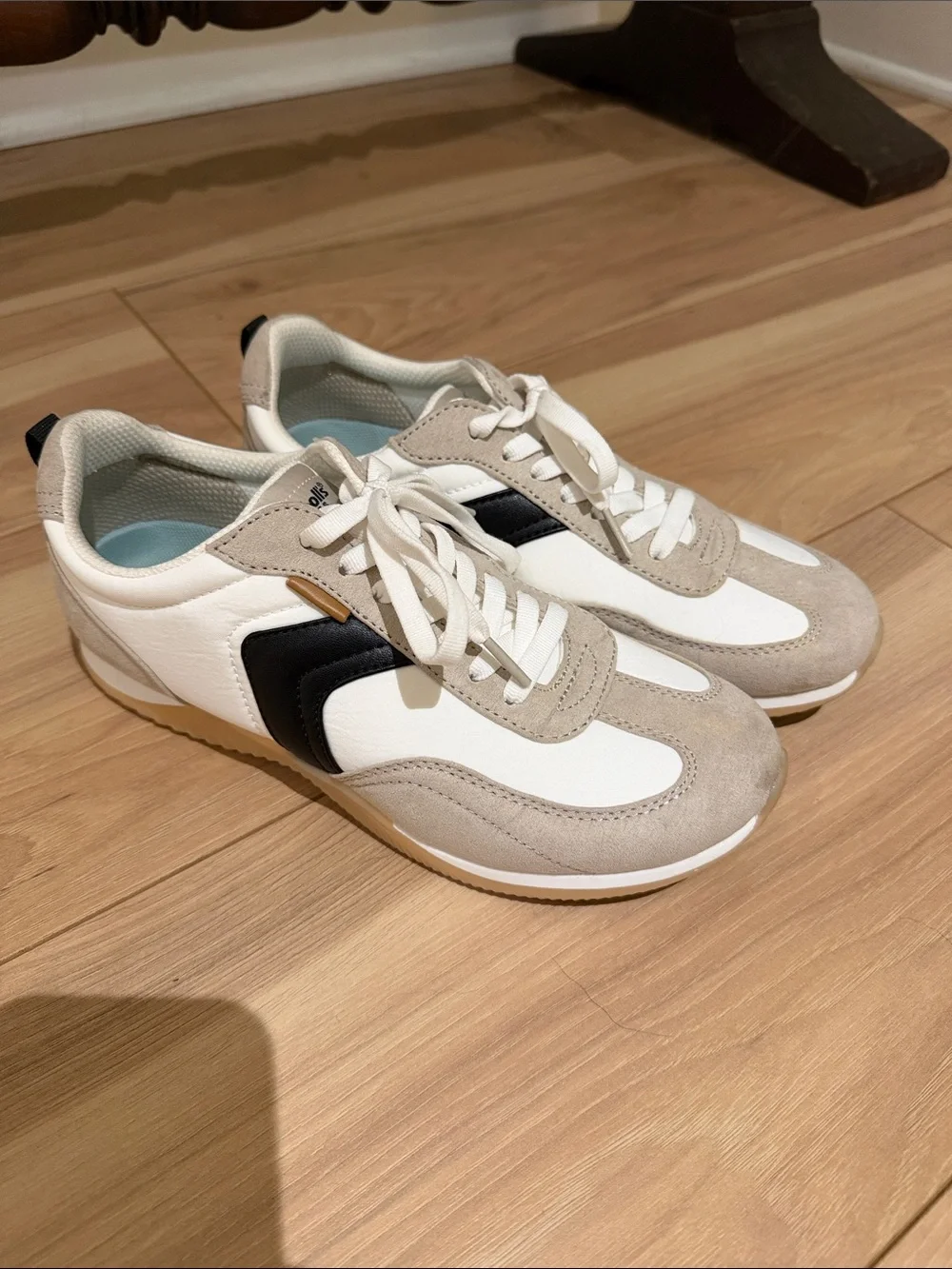 Dr. Scholl's Good Ol Days Sneakers